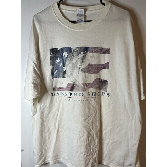 Bass Pro Fishing Mens 2xl Tshirt - Picture 1 of 4